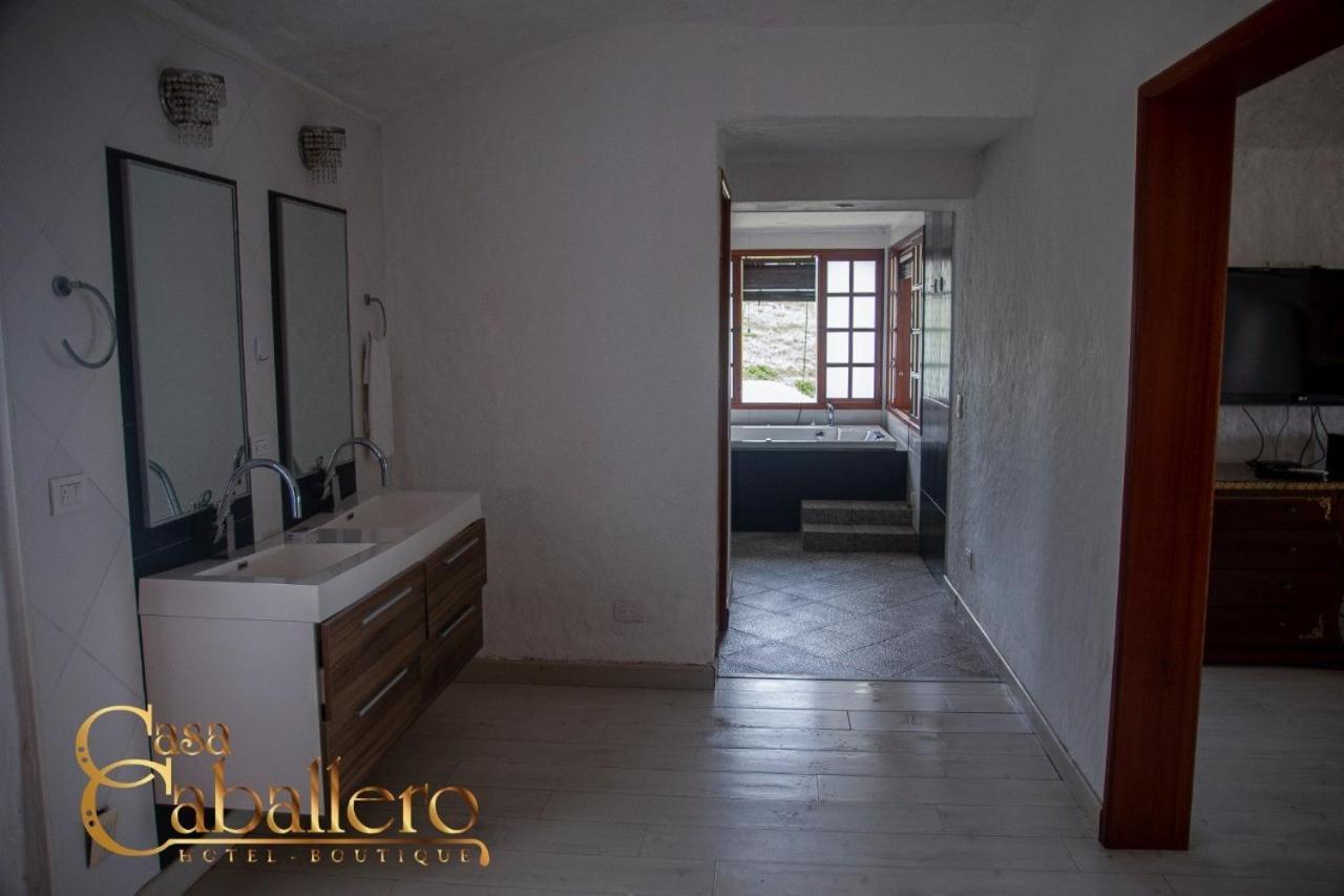 Casa Caballero Hotel Boutique 萨兰托 外观 照片